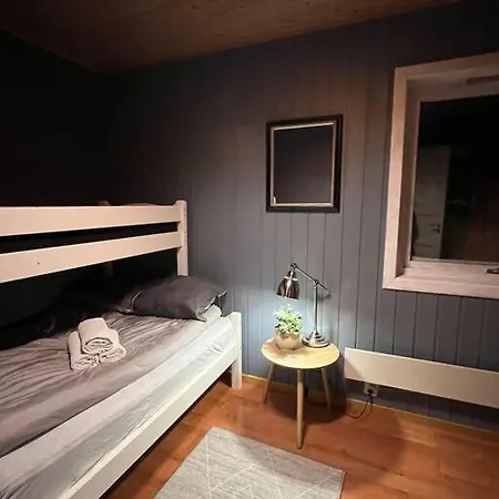 Koselig Kjellerleilighet * Lunner