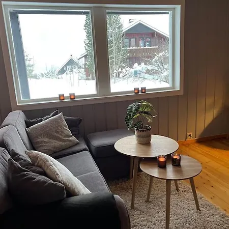 Apartment Koselig Kjellerleilighet Lunner