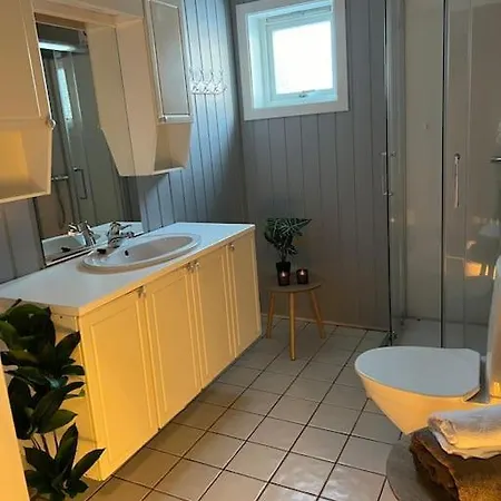Koselig Kjellerleilighet * Lunner